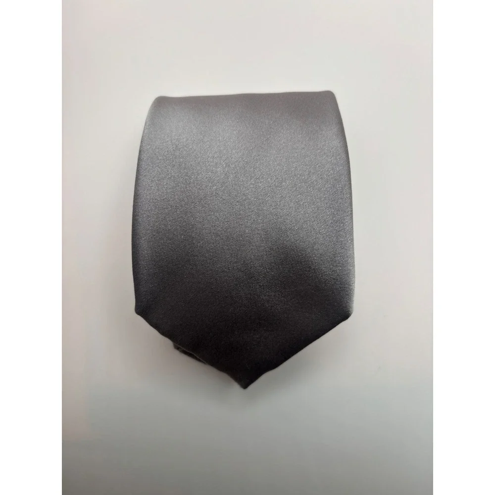 Gucci Mens Silk Tie Solid Charcoal Grey Crest Logo Silk Necktie Luxury Formal
